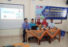 Penyuluhan Kesehatan Sekolah SMK Teknomedika Plus