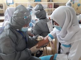 ANTUSIAS SISWA-SISWI SMK TEKNOMEDIKA PLUS MENGIKUTI UJIAN KOMPETENSI KEAHLIAN BERBASIS LSP-BSNP