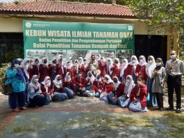 Outing Class X & XI FKK